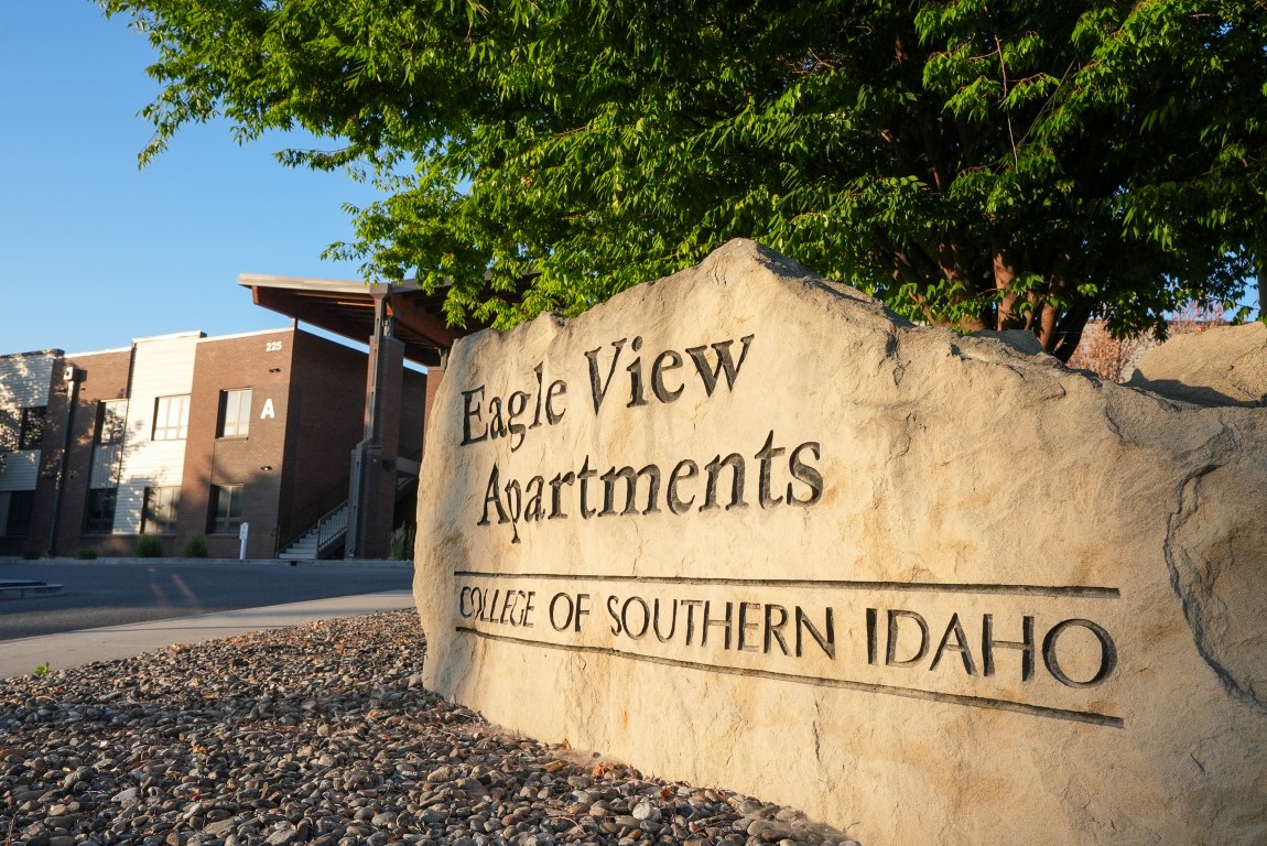 Eagle View Apartments
